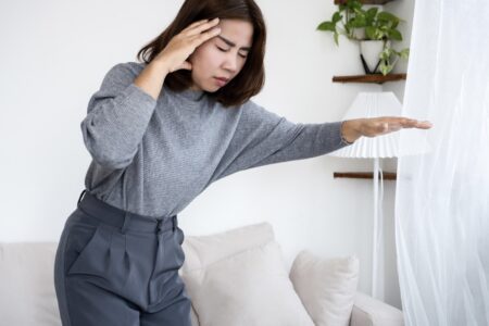 めまいの原因と改善法｜フワフワする・グルグルする不調は自律神経の乱れかもしれません