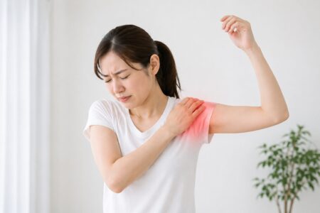 腕を上げると肩が痛い｜五十肩ではなく肩関節インピンジメント症候群かもしれません